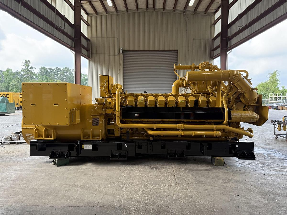 2022 Caterpillar G3520 Natural Gas Generator 