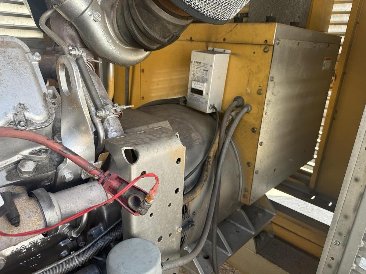 Used 1995 Caterpillar 3412 Diesel Generator
