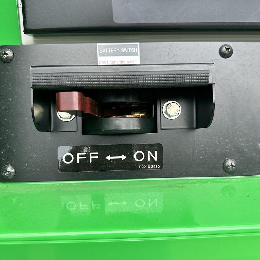 Used 320KW MULTIQUIP DCA400SSIU4F DIESEL GENERATOR