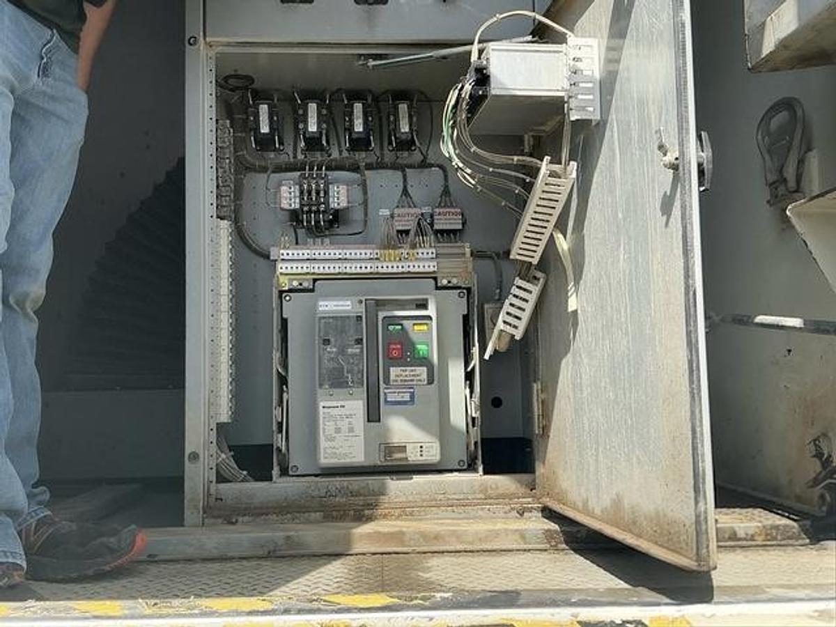 Used 2006 Caterpillar XQ1500 Diesel Generator
