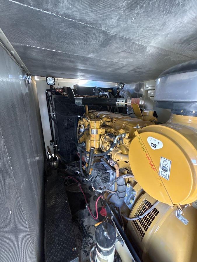 Used 2021 Caterpillar XQ570 Diesel Generator