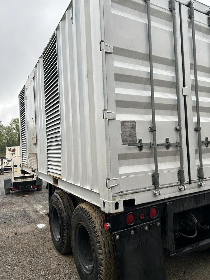 Used 2001 CATERPILLAR 3412C MOBILE DIESEL GENERATOR
