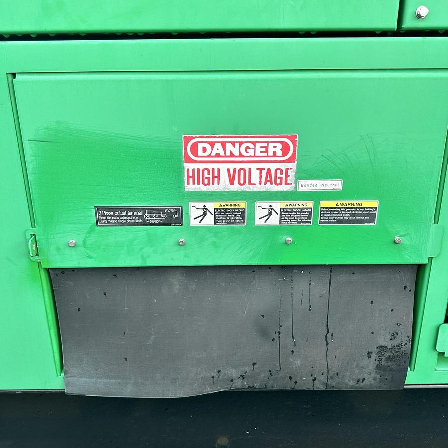 Used 320KW MULTIQUIP DCA400SSIU4F DIESEL GENERATOR