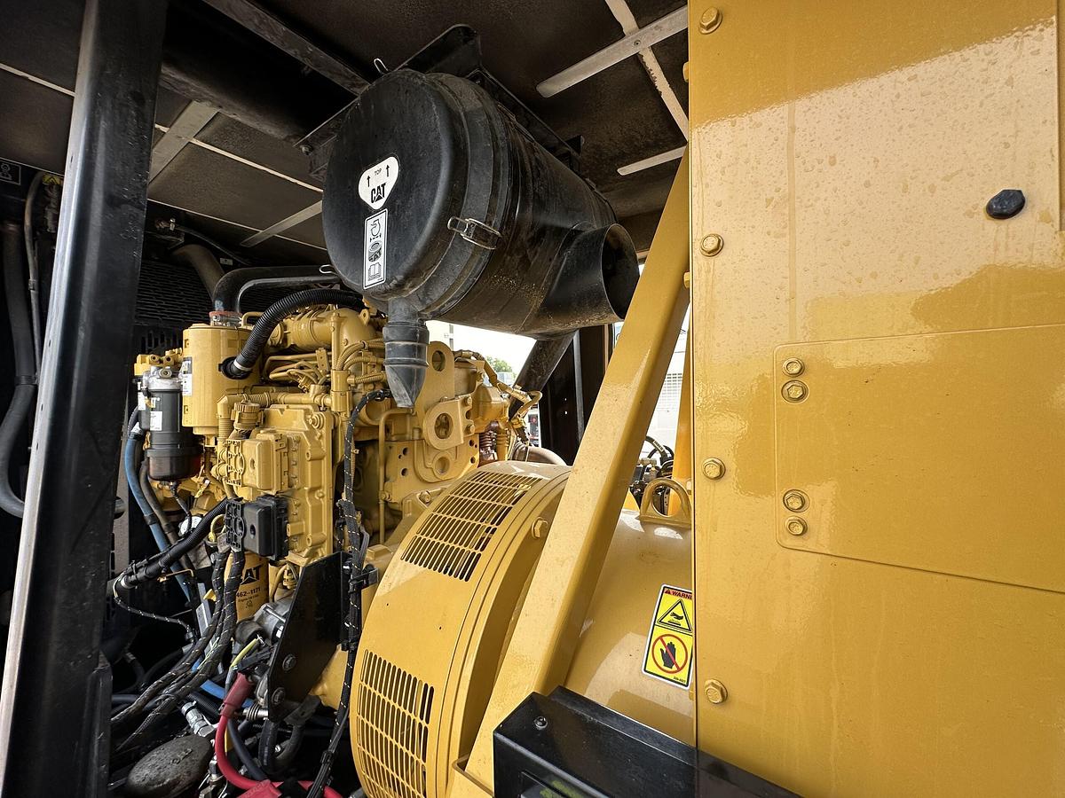 Used 2019 CATERPILLAR XQ230 MOBILE DIESEL GENERATOR