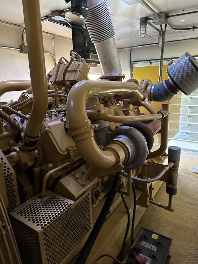 Used 750KW CATERPILLAR 3412 DIESEL GENERATOR