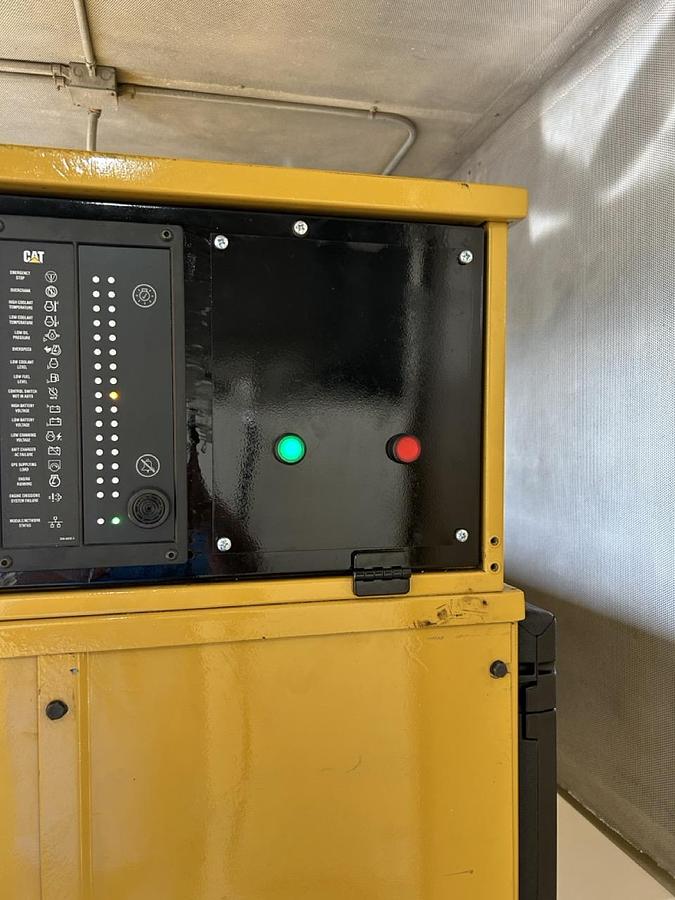 Used 800KW REFURBISHED CATERPILLAR XQ800 DIESEL GENERATOR