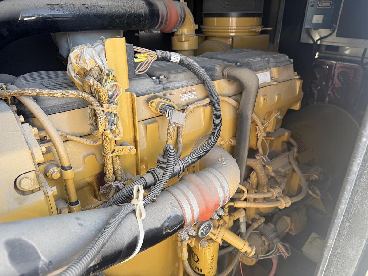 Used 2002 Caterpillar XQ300 Diesel Generator