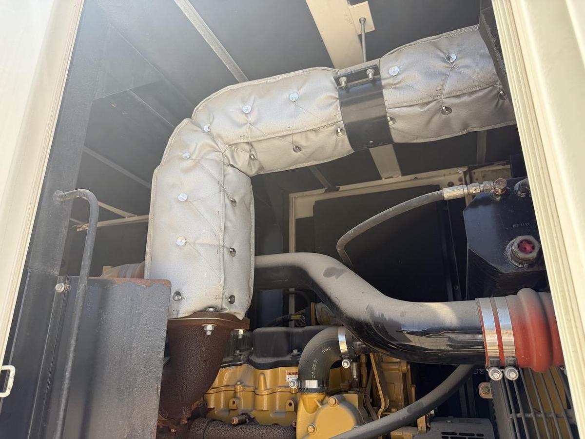 Used 2002 Caterpillar XQ300 Diesel Generator