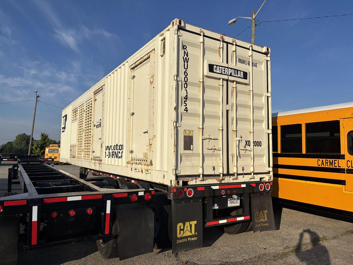 Used 2010 HYUNDAI 40 FT CHASSIS & CONTAINER