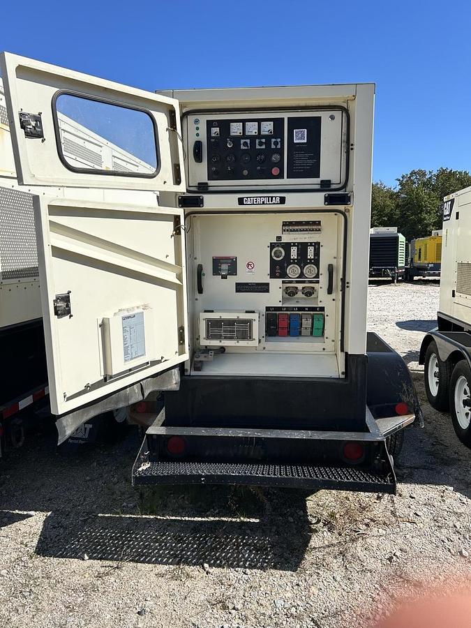 Used 2011 CATERPILLAR XQ175 MOBILE DIESEL GENERATOR