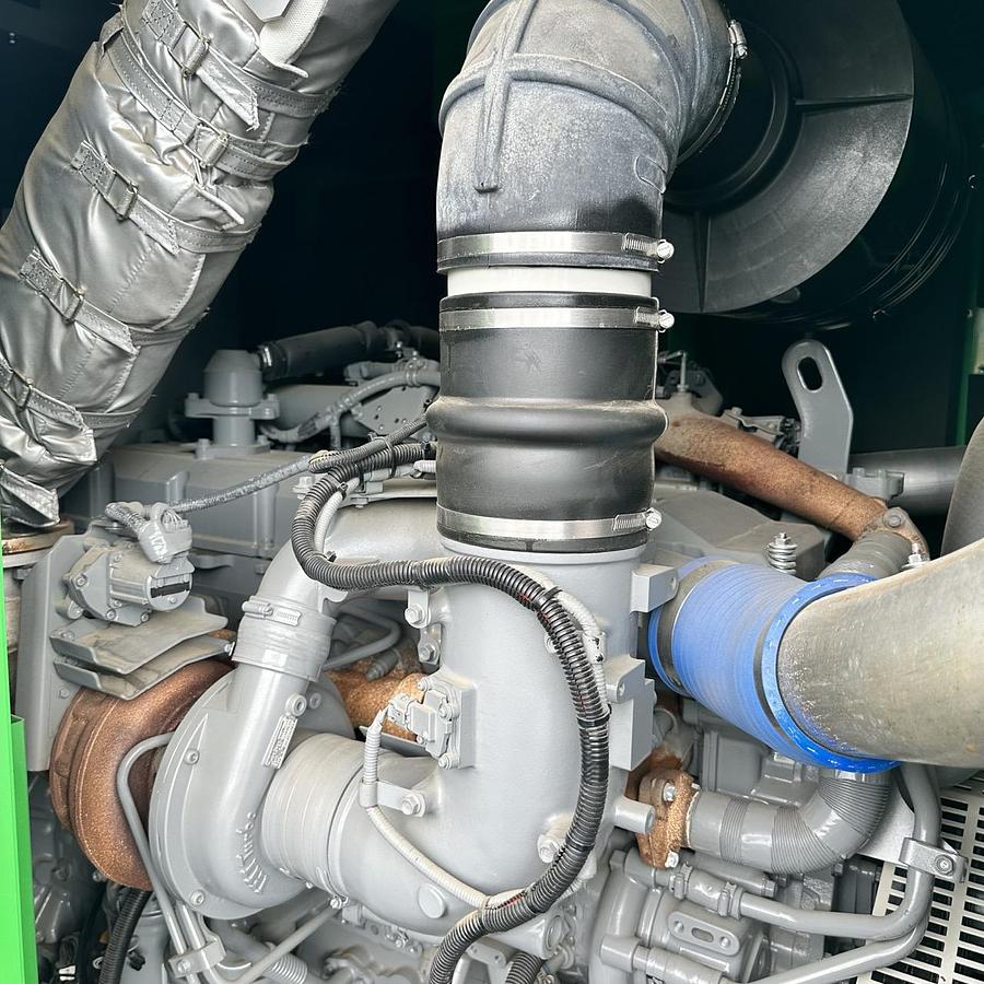 Used 320KW MULTIQUIP DCA400SSIU4F DIESEL GENERATOR