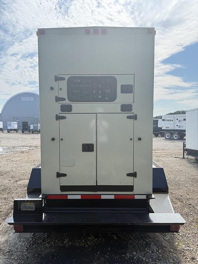 Used 2005 CATERPILLAR XQ400 MOBILE DIESEL GENERATOR
