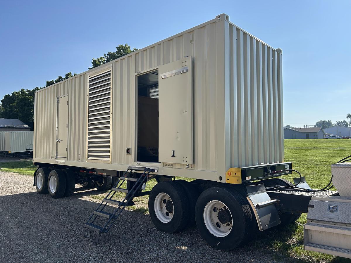 Used 2001 Caterpillar 3508B Diesel Generator