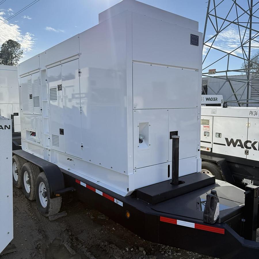 Used 320KW MULTIQUIP DCA400SSIU4F DIESEL GENERATOR