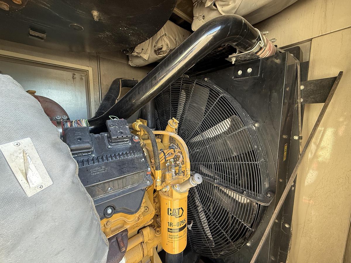 Used 2009 Caterpillar C27 Diesel Generator