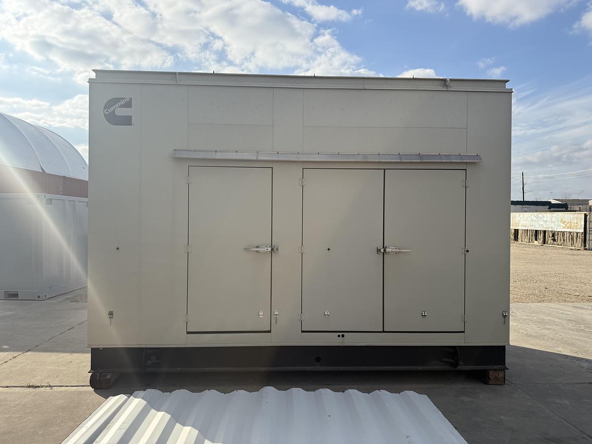 Used 2015 CUMMINS 500GFGB STATIONARY GENERATOR