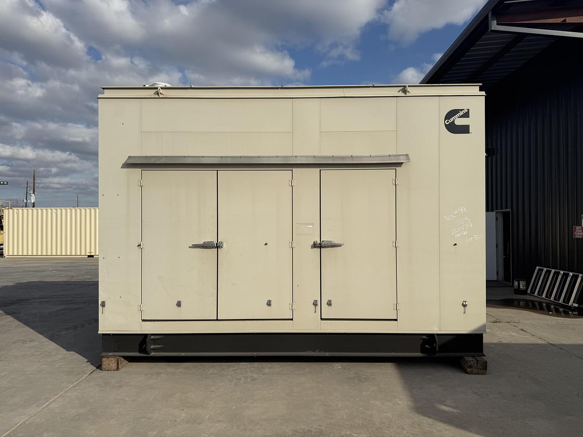 Used 2015 CUMMINS 500GFGB STATIONARY GENERATOR