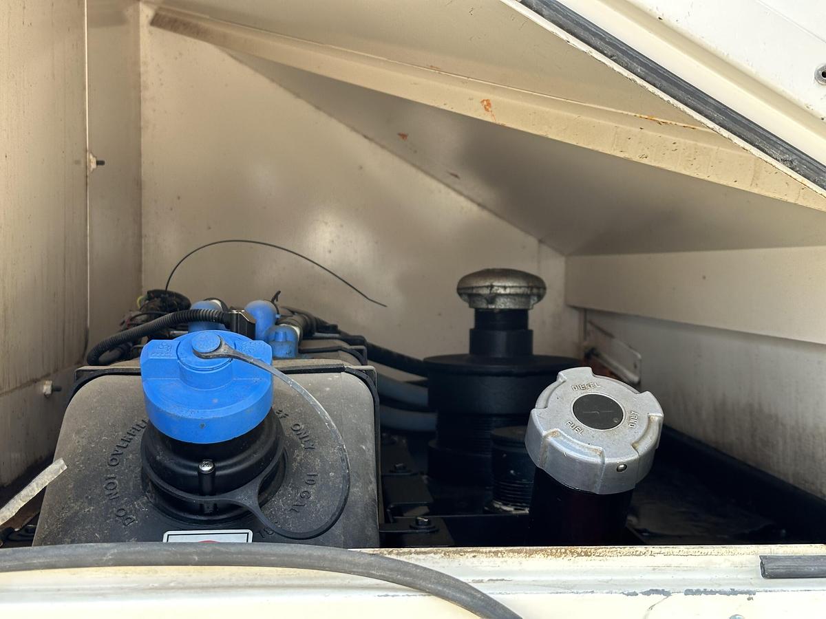 Used 100KW CATERPILLAR XQ125 DIESEL GENERATOR