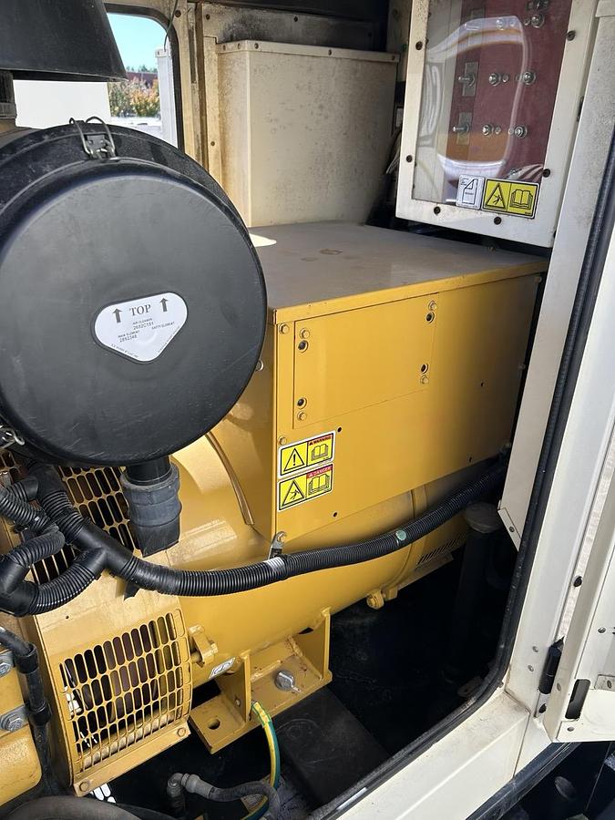 Used 2011 CATERPILLAR XQ175 MOBILE DIESEL GENERATOR