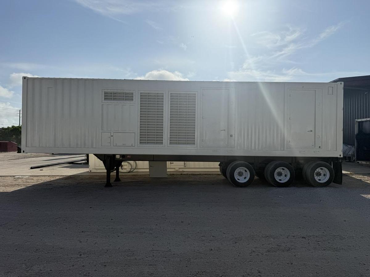 Used 2005 Caterpillar 3508B Diesel Generator