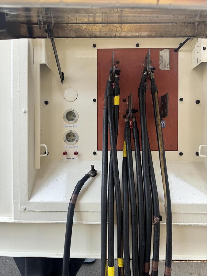 Used 800KW REFURBISHED CATERPILLAR XQ800 DIESEL GENERATOR