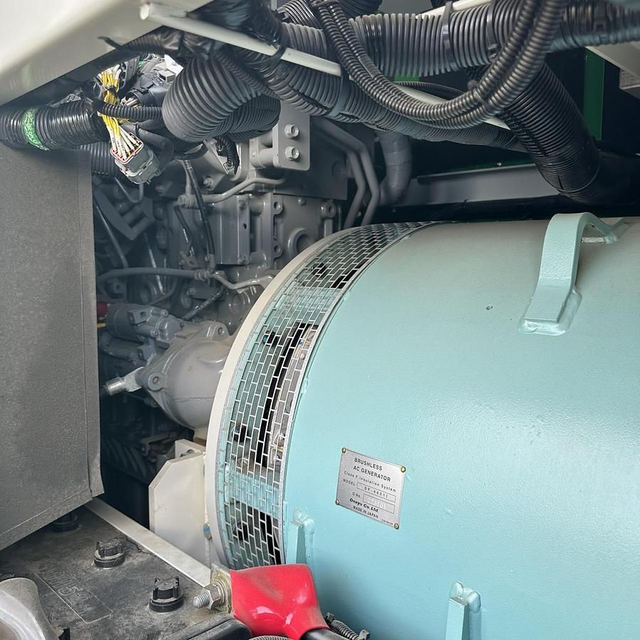 Used 320KW MULTIQUIP DCA400SSIU4F DIESEL GENERATOR