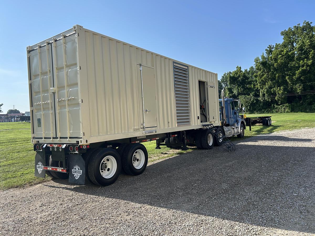 Used 2001 Caterpillar 3508B Diesel Generator