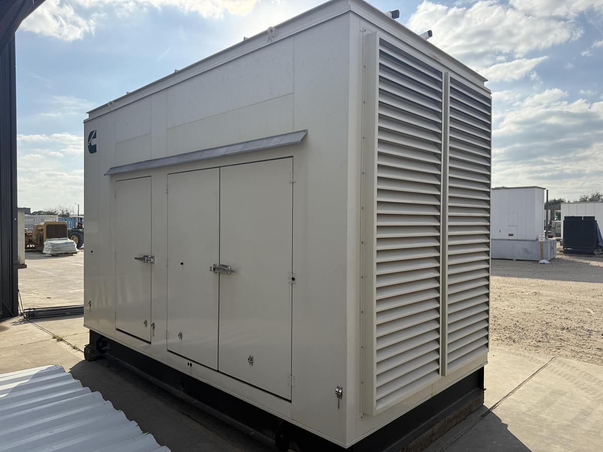 Used 2015 CUMMINS 500GFGB STATIONARY GENERATOR