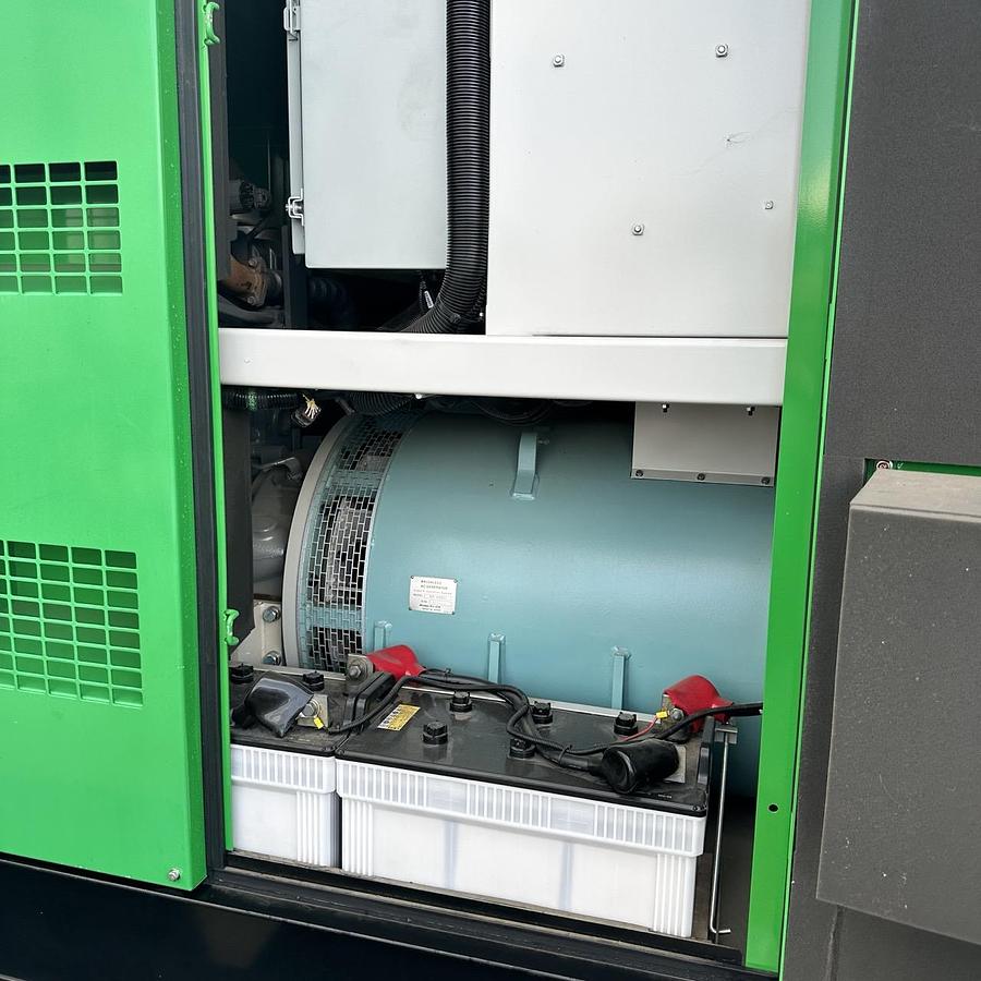 Used 320KW MULTIQUIP DCA400SSIU4F DIESEL GENERATOR