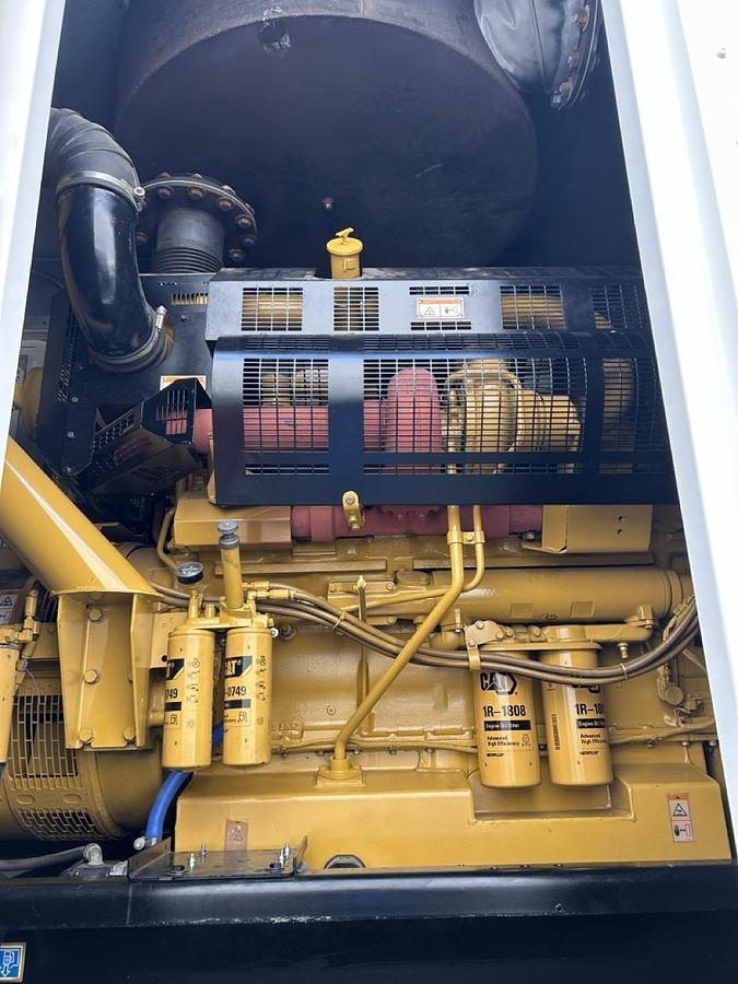 Used 800KW REFURBISHED CATERPILLAR XQ800 DIESEL GENERATOR