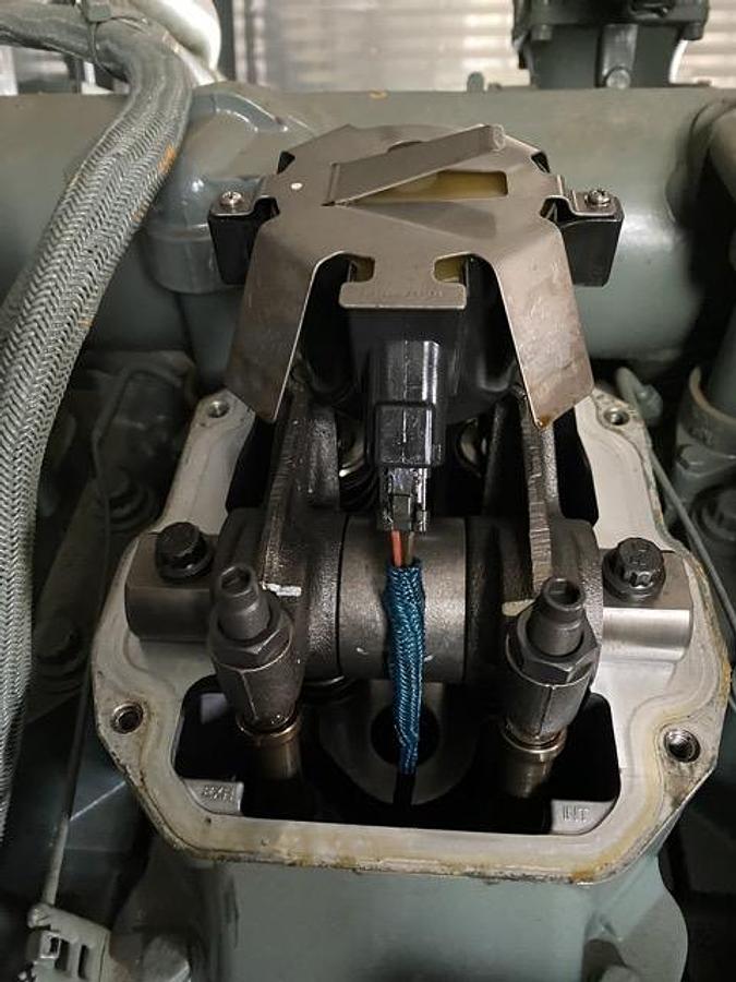 Used 1004HP CATERPILLAR G3512 TALE NATURAL GAS ENGINE