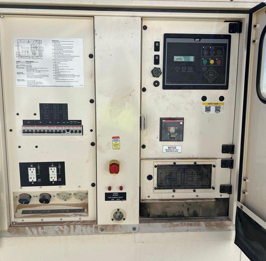 Used 2021 CATERPILLAR XQ125 MOBILE GENERATOR