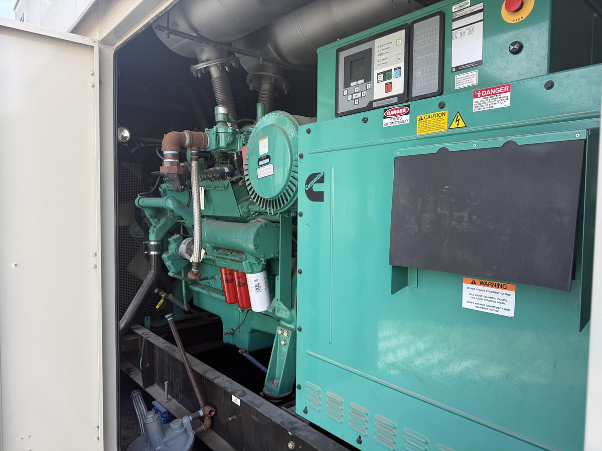 Used 2015 CUMMINS 500GFGB STATIONARY GENERATOR