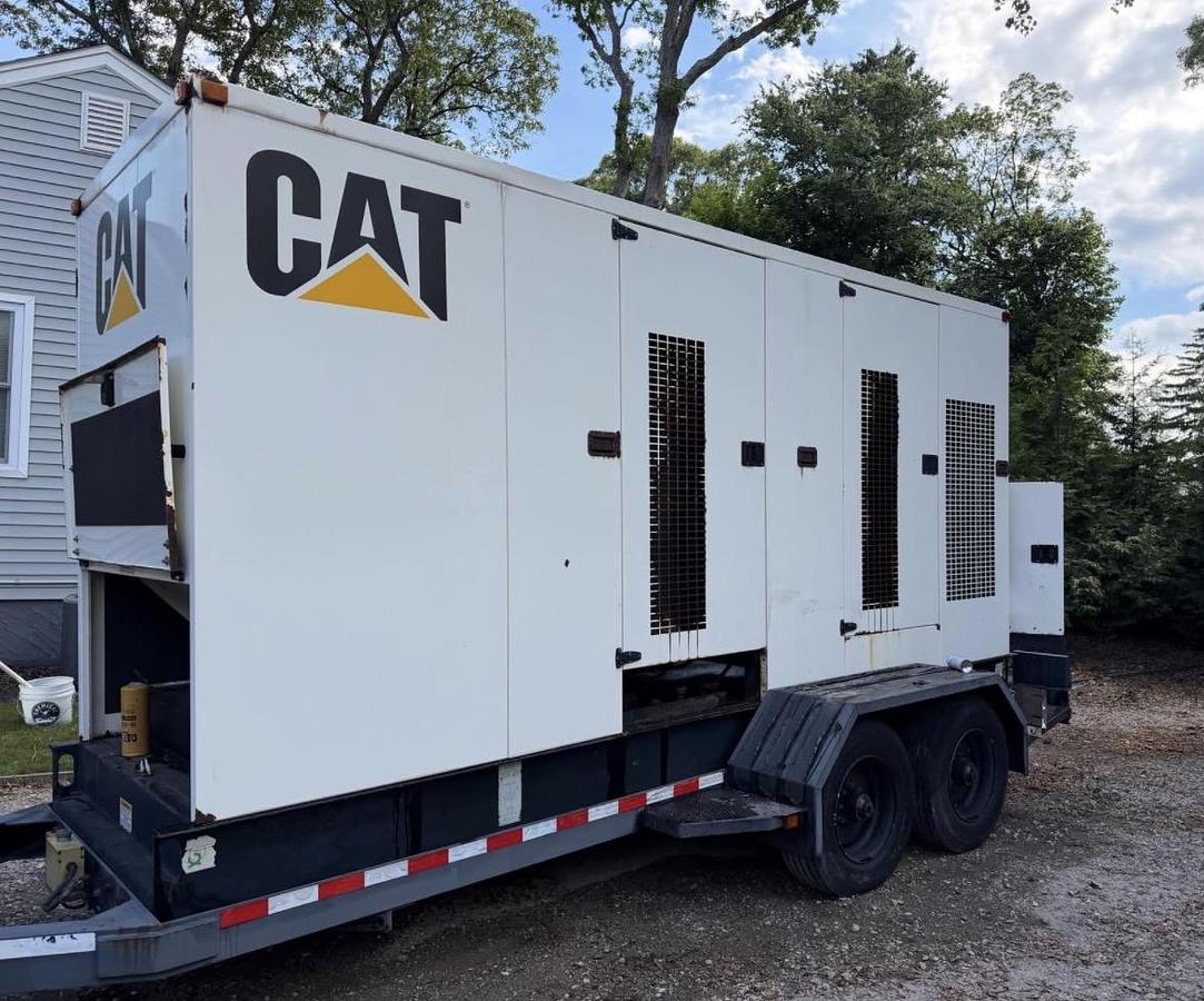Used 2005 Caterpillar XQ400 Diesel Generator