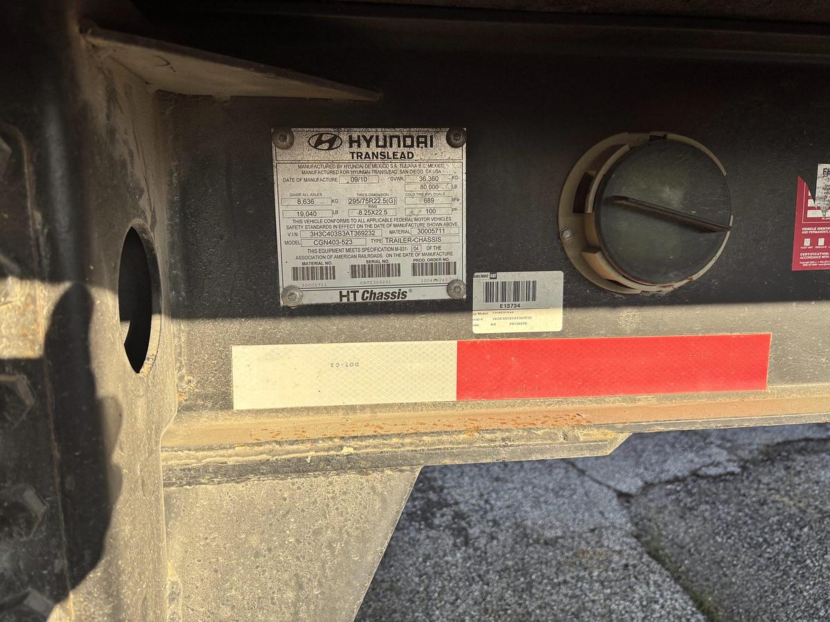 Used 2010 HYUNDAI 40 FT CHASSIS & CONTAINER
