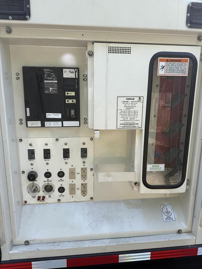 Used 2005 CATERPILLAR XQ400 MOBILE DIESEL GENERATOR