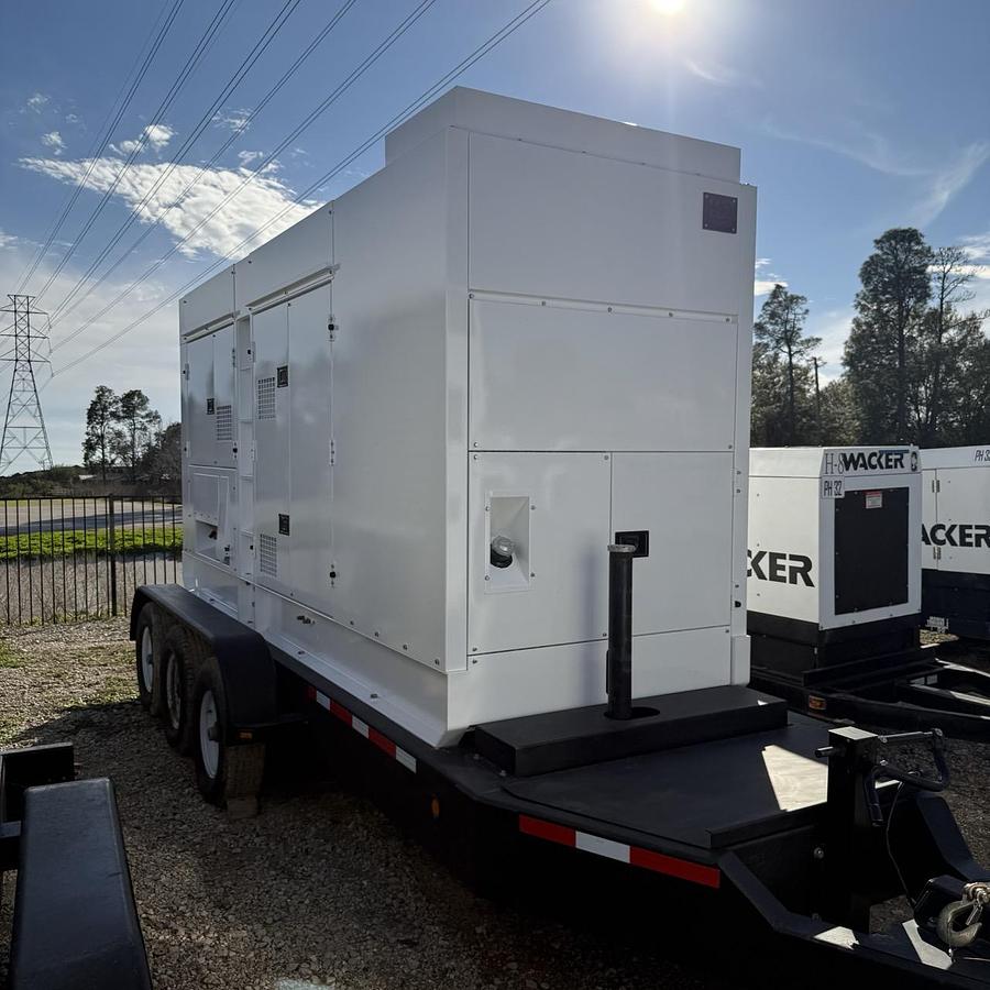 Used 320KW MULTIQUIP DCA400SSIU4F DIESEL GENERATOR