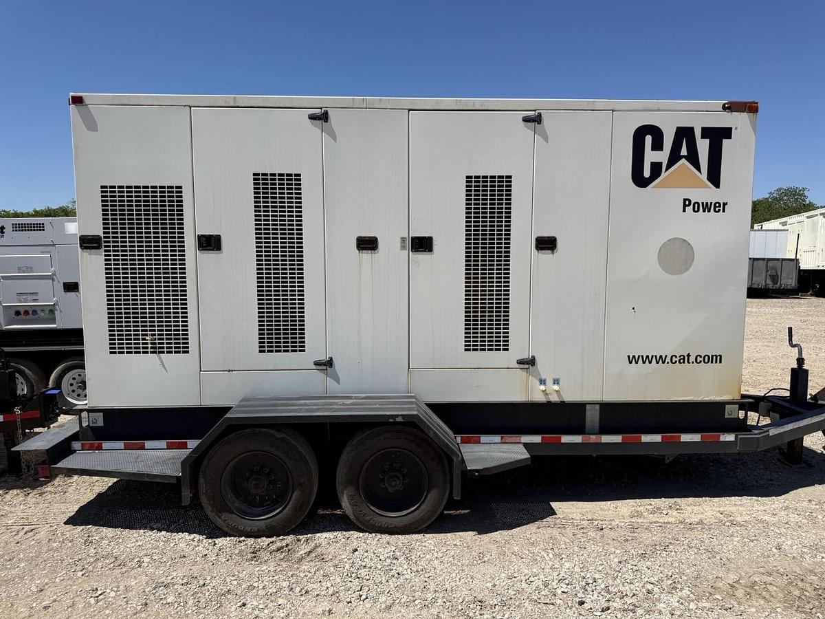 Used 2002 Caterpillar XQ300 Diesel Generator