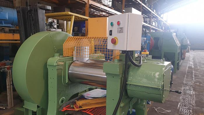 Used Two Roll Mill 16in