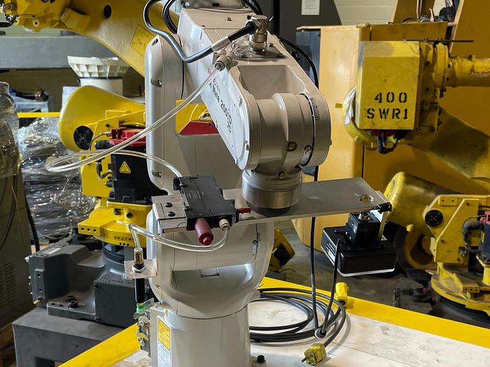 Used 2014 FANUC LR MATE 200iD/7C