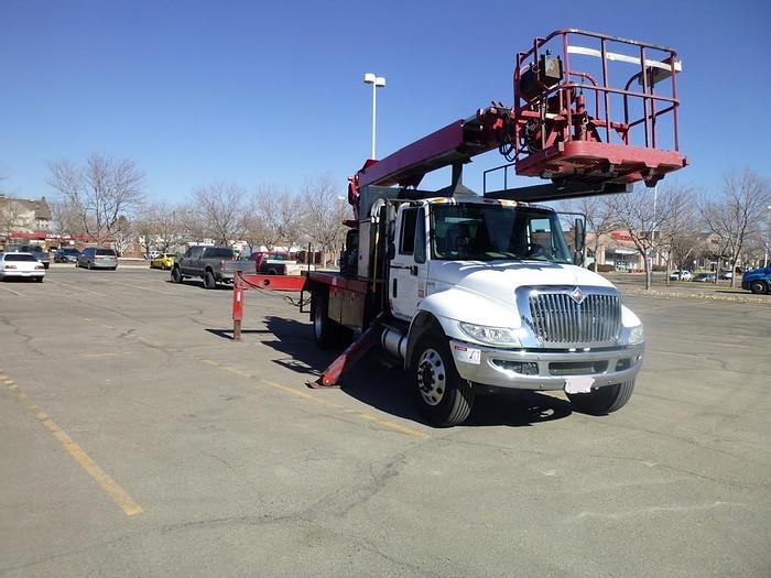 Used 2011 International 4300 Elliott L60R Sign Crane - M97776