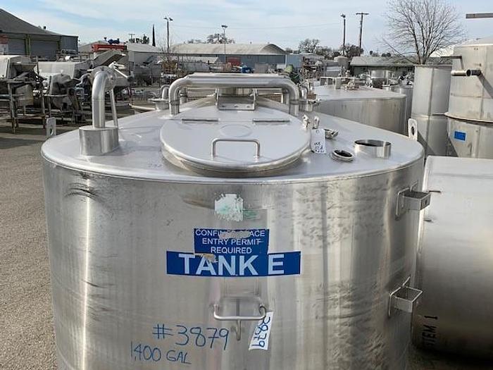 Used Highland Equipment 1,400 Gallon Stainless Steel Vertical Mixing Tank