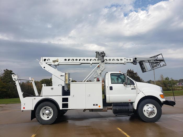 Used Very nice 2006 Ford F750 Altec Telsta T40C Cable Placer Bucket Truck. LOW MILES! Trusted Seller!