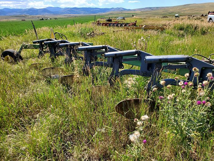 Used John Deere 3600 One-Way Plow - 6 Bottom