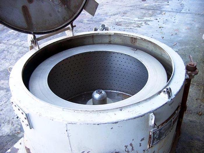 Used Wirówka produkcji "Świdnickiej Fabryki Urządzeń Przemysłowych" Typ - WT 8001 K