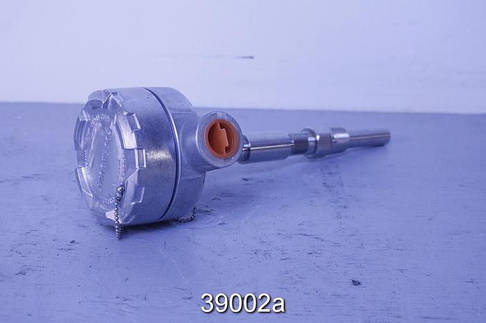 Used Rosemount 79 Connection Head with Series 91 9" Thermowell #39002