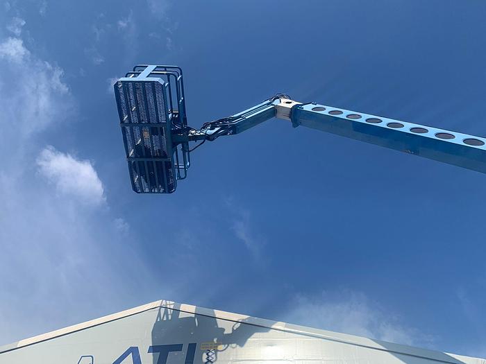 Used PIATTAFORMA SEMOVENTE PORTAPERSONE A BRACCIO 21 T