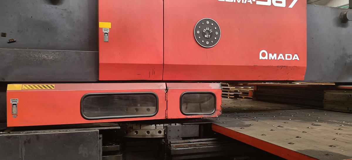 Usato AMADA  COMA 567