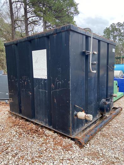 Used NA Closed Top Mix Tank