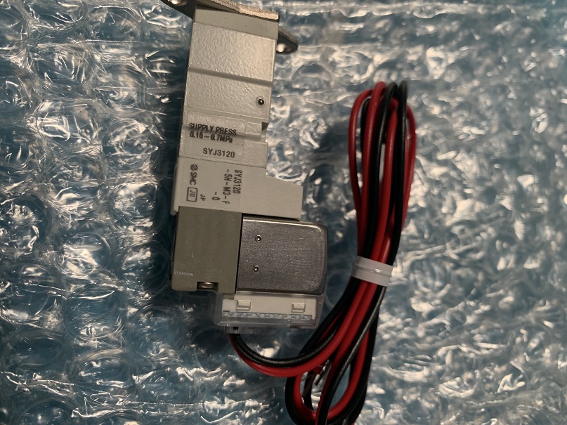 Used SMC Pneumatic Solenoid Pilot Operated Control Valve SYJ3120-5H-M3-F-Q